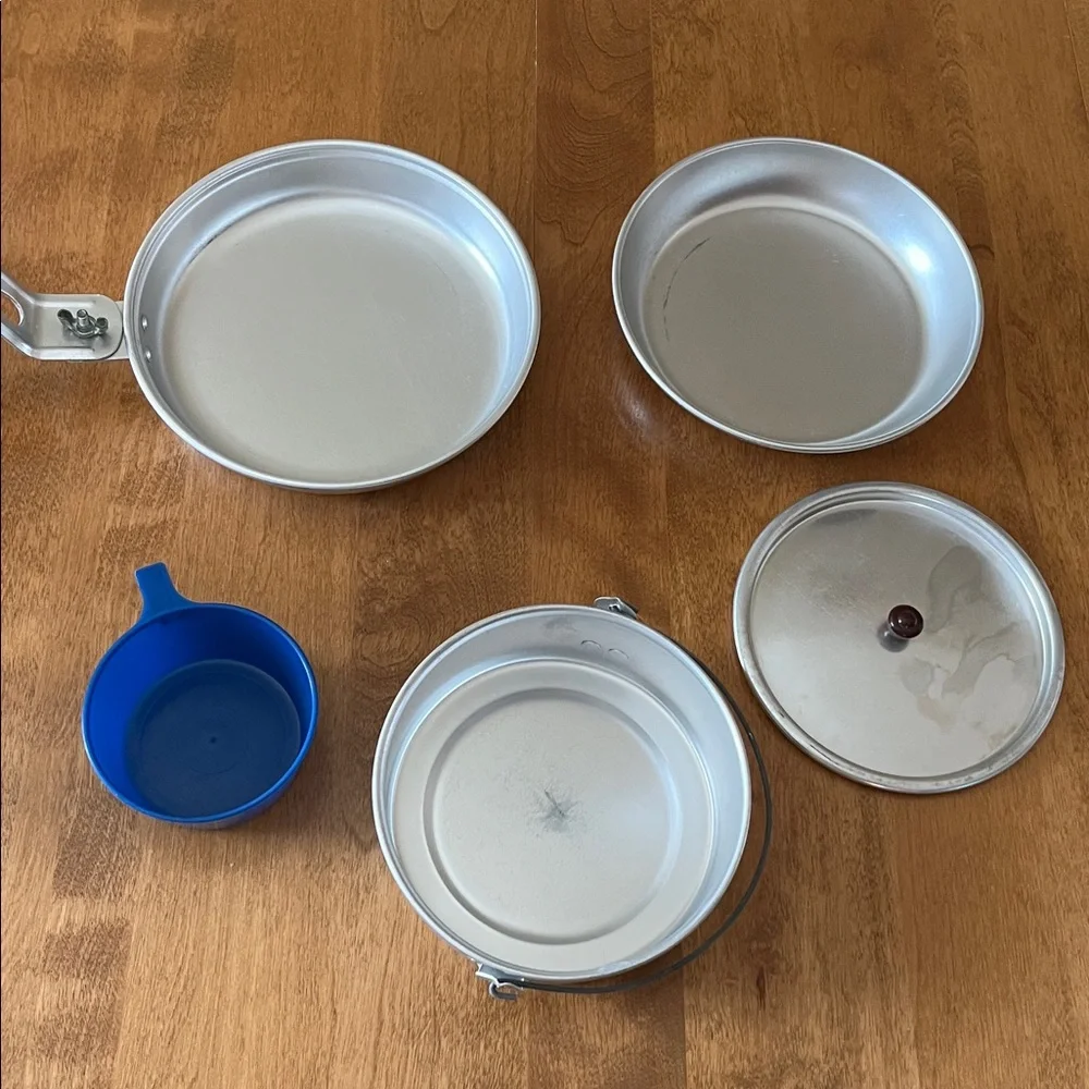 Academy Broadway Mess Kit